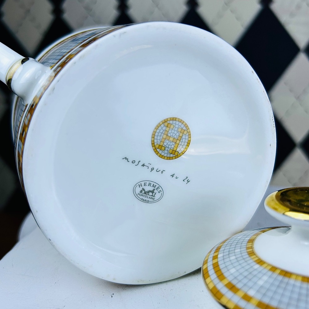 Hermès Mosaique au 24 Porcelain Sugar Bowl with Lid - Picture 3 of 7